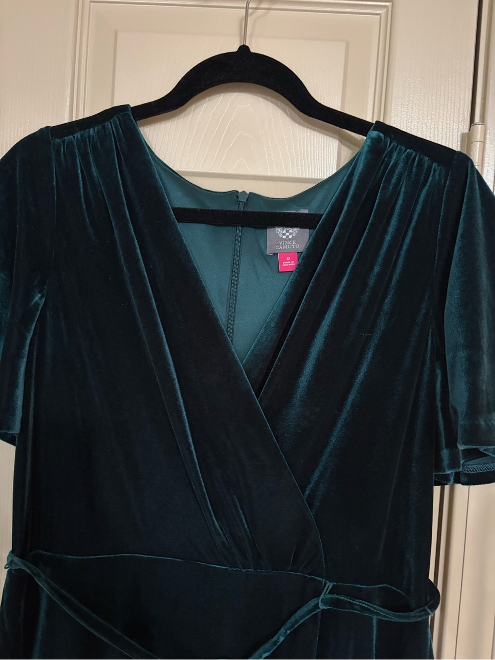 Vince Camuto Deep Emerald Velvet Midi Dress
